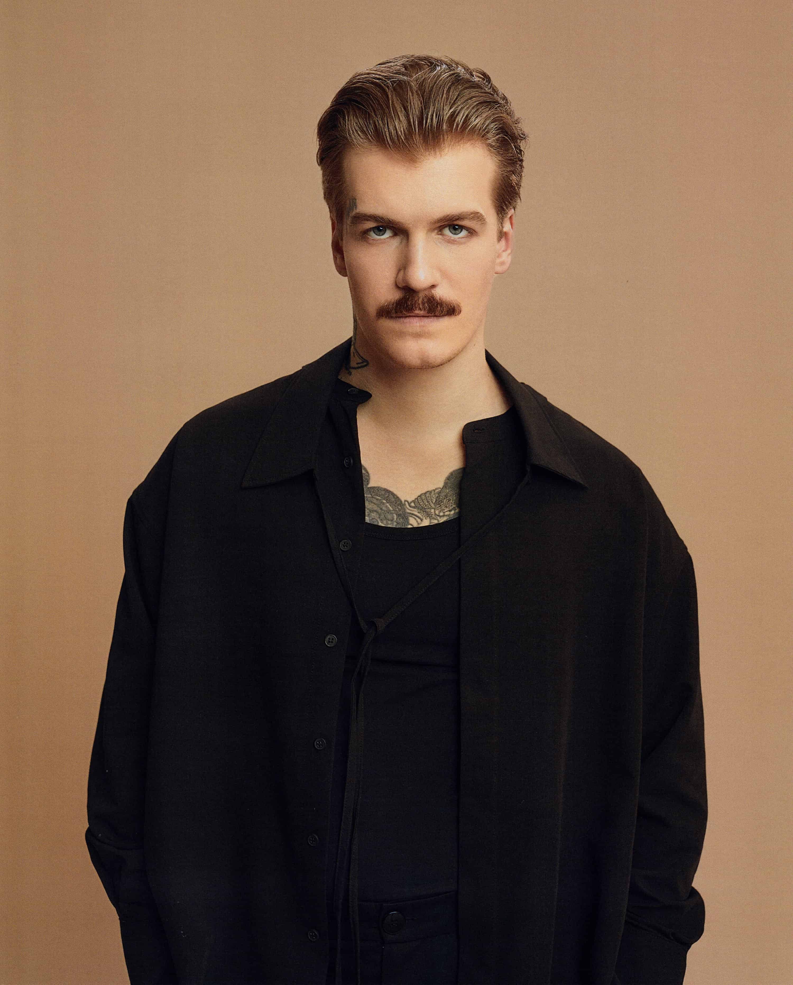artist photo